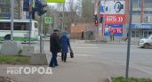 Пенсии закончились: миллионы пожилых россиян вынуждены работать
