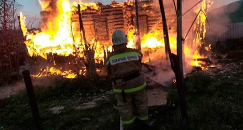 В Кирово-Чепецком районе произошел крупный пожар 