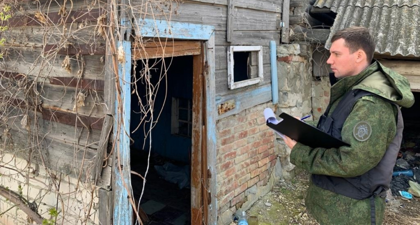 В Кировской области в заброшенном доме нашли изувеченное тело мужчины