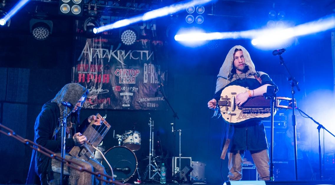 «Молодежь слушает рэп, потому что не хочет думать»: чепецкий рок-музыкант о трендах