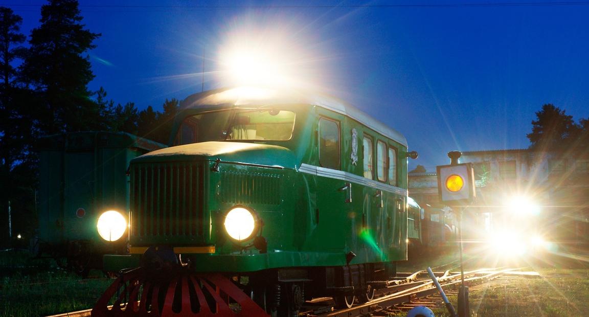 Музей железной дороги в Каринторфе приглашает последний раз прокатиться на поезде ночью 