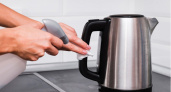 Содой нельзя: химик дал совет как чистить чайники от накипи