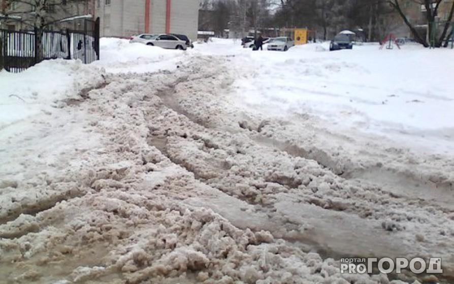 В Чепецке не могут начать вывоз снега с улиц города
