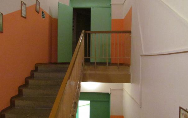 В Кирово-Чепецке наказали директора творческого центра, где с лестницы упала девочка