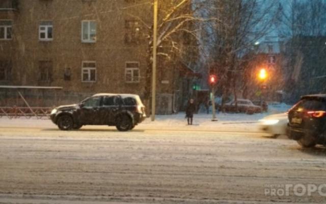 Ветер и гололед: в Кировской области объявлено штормовое предупреждение