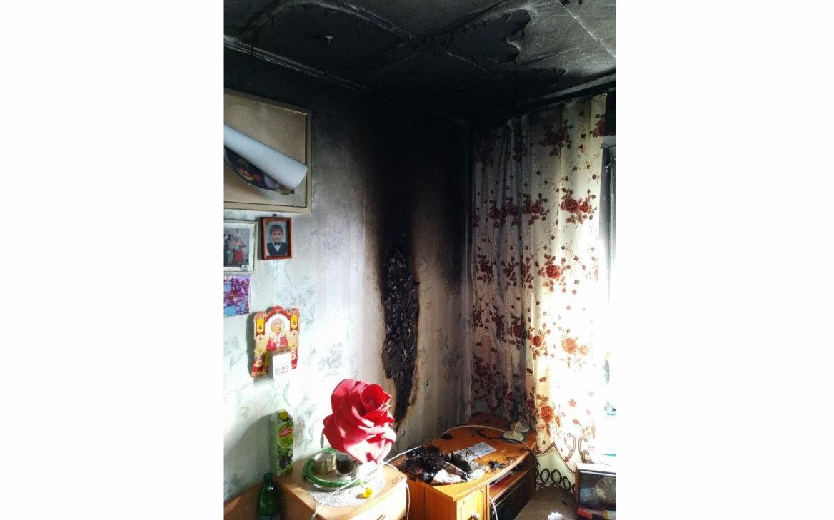 Свечка у фотографии стала причиной пожара в квартире на 60 лет Октября