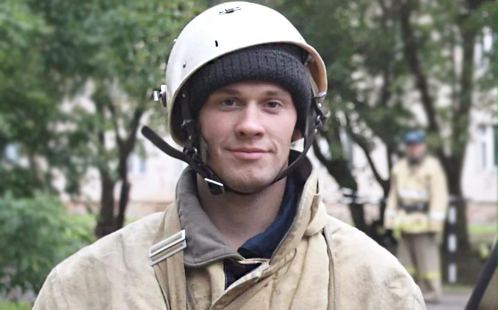 Сотрудник Кирово-Чепецкой колонии спас соседей при пожаре