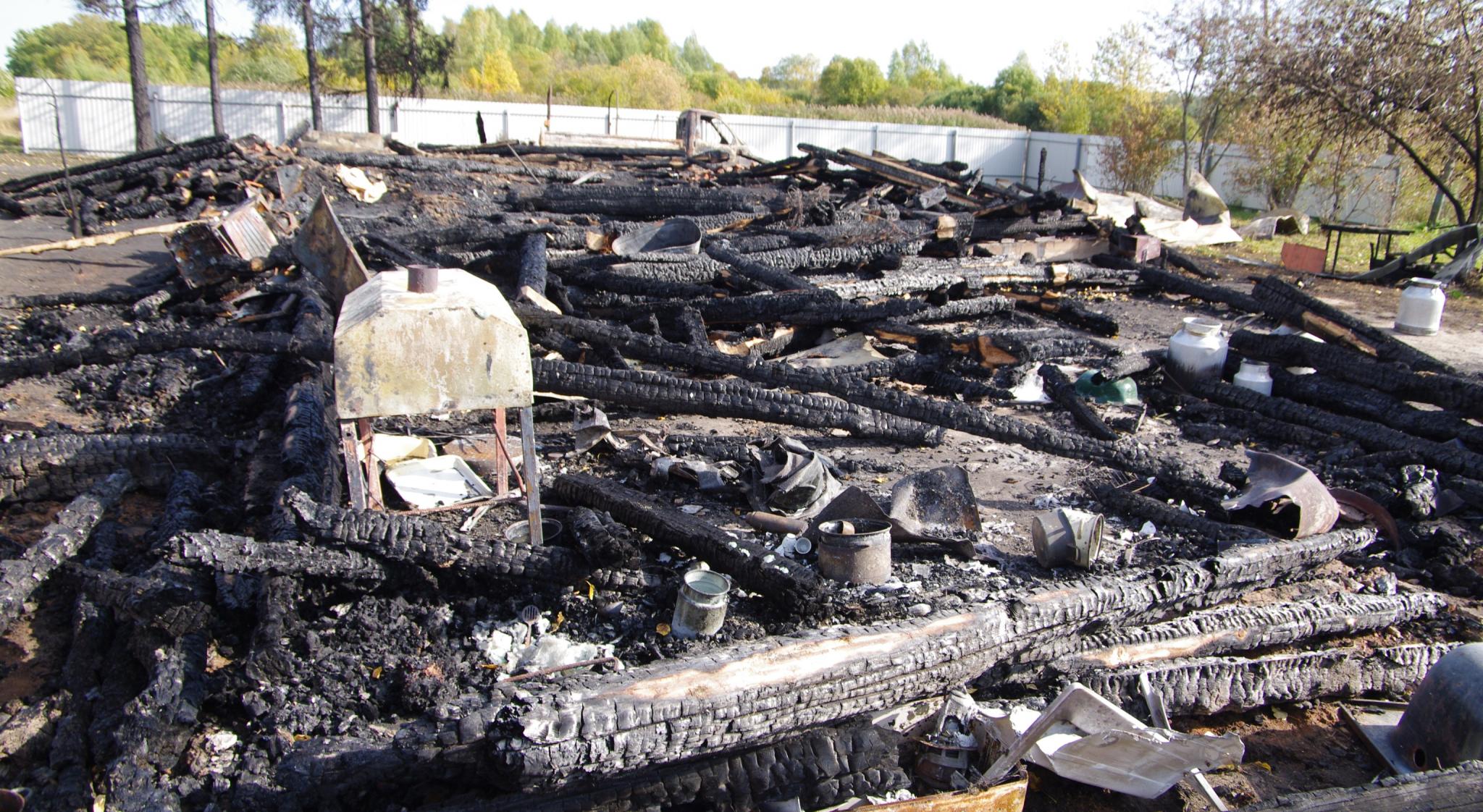 В Кировской области молодая женщина погибла во время пожара
