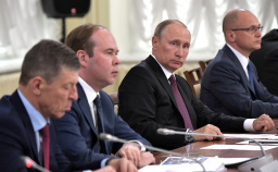 5 фотографий, которые лучше слов расскажут о приезде Путина в Киров