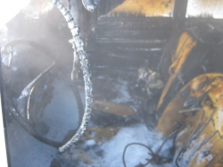 В Чепецке сгорели еще два гаража: повреждены три мопеда