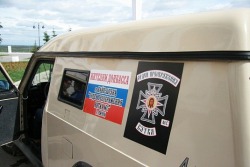 Кировская бронированная «Нива» попала под обстрел в Славянске