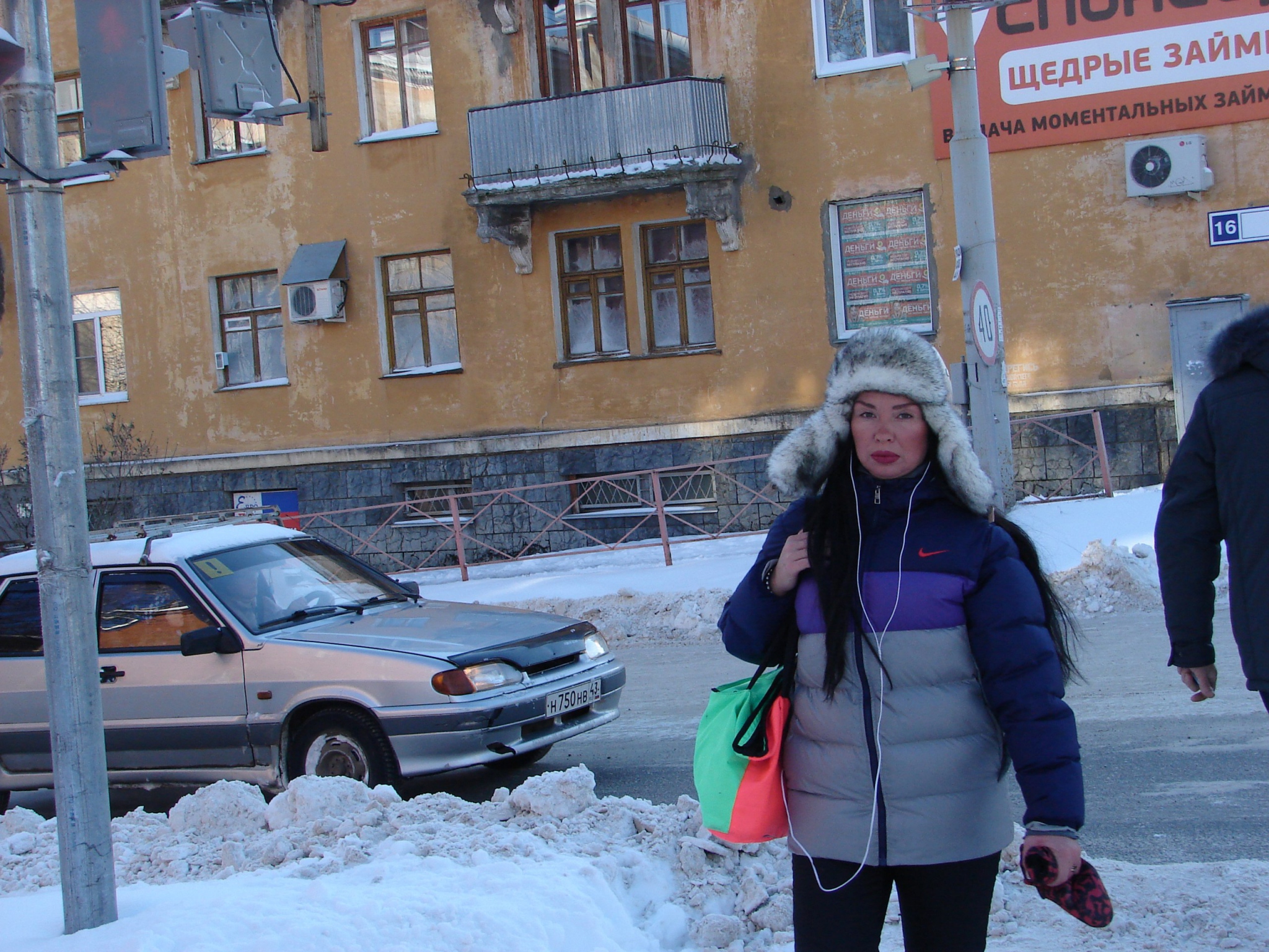Город в лицах: узнай себя на фото и получи подарок