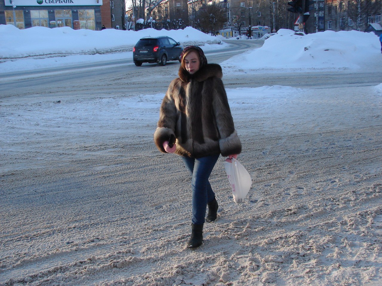 Город в лицах: узнай себя на фото и получи подарок