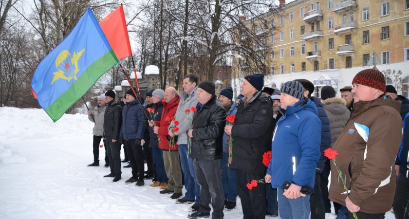 В Кирово-Чепецке прошел митинг в честь годовщины вывода войск из Афганистана