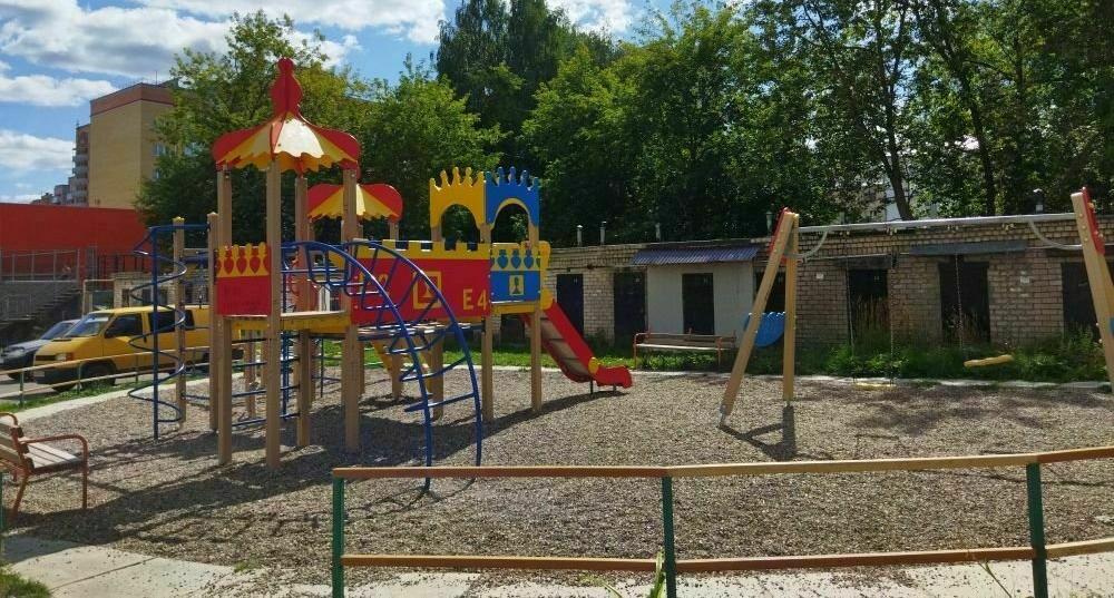 9 детских площадок в Кирово-Чепецке расположены в опасной зоне