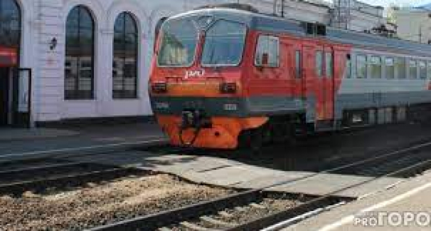 Жители Кировской области смогут покупать билеты на поезда по «семейному» тарифу онлайн