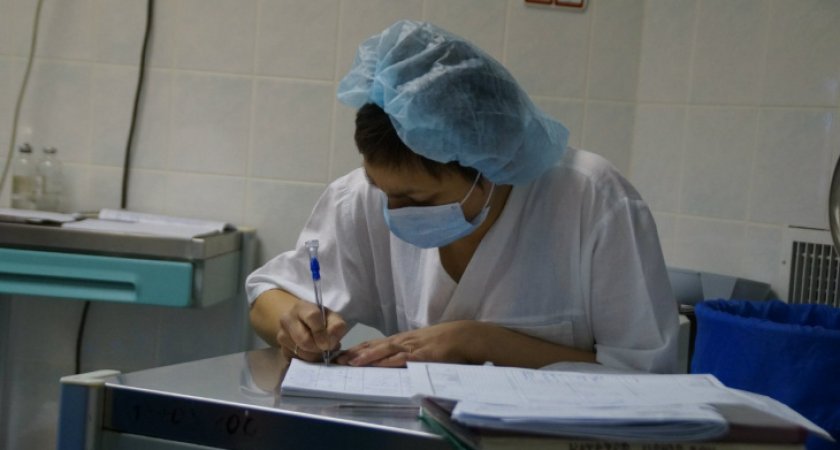 Чепецкие врачи призвали жителей обращаться в больницу после недавней утечки химикатов 