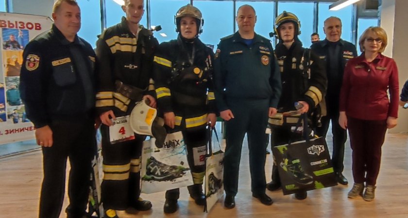 Чепецкий спасатель в составе команды покорял высотное здание «Вертикальный вызов»
