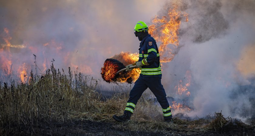 В Кировской области пожар тушили 37 человек