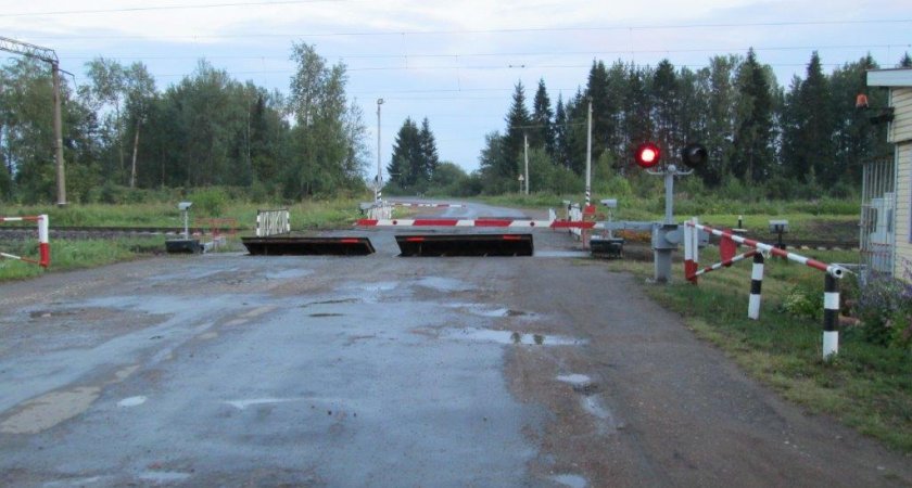 В Кирово-Чепецком районе закроют движение по железнодорожному переезду