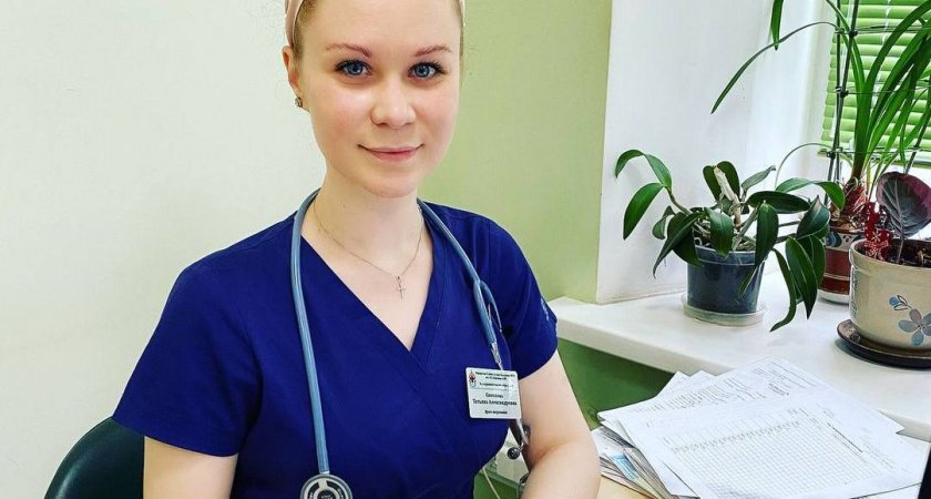 Александр Соколов показал фото дочери, которая работает терапевтом