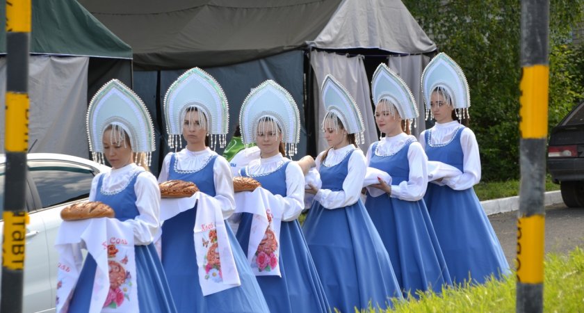 Представители 5 районов приняли участие в фестивале "Чепецкие гуляния"
