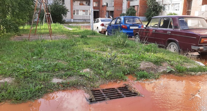 Из-за коммунальной аварии в Чепецке жители 12 домов остались без холодной воды