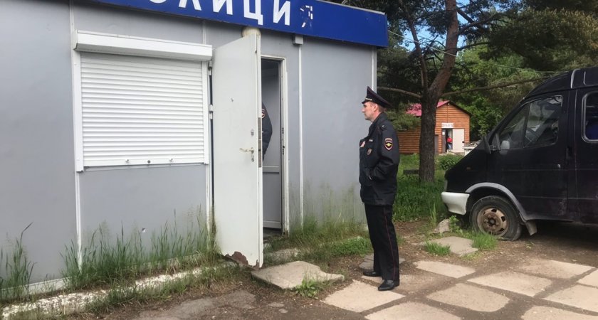 В Кировской области двухлетний ребенок выпал из окна