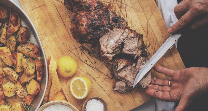 По магазинам Кировской области распространили шесть тонн подозрительного мяса