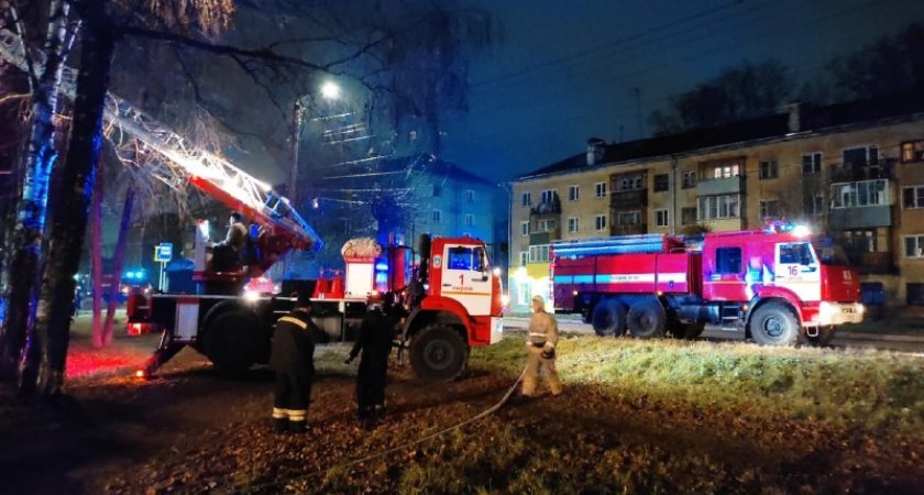 В Кировской области из смертельного пожара удалось спасти 17 человек