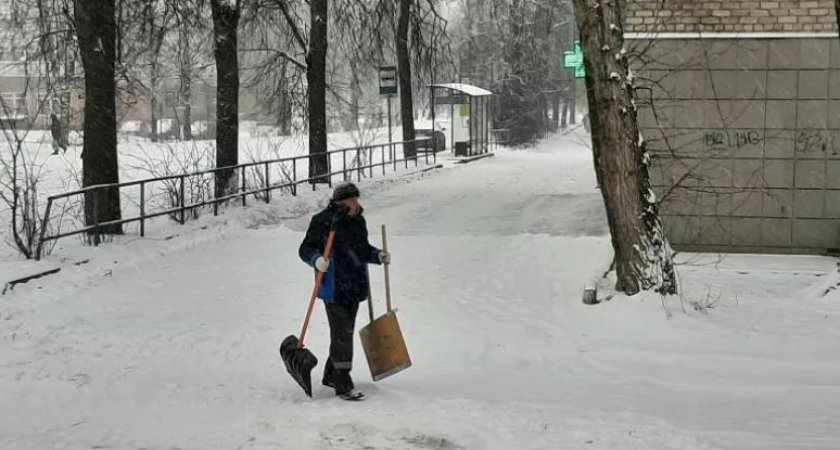 "К зиме готовы? Конечно, нет...": чепчане обсудили проблемы на дорогах и установку горки