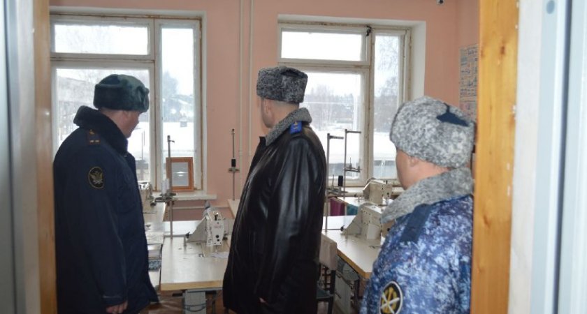 Начальнику УФСИН внесли представление за нарушения закона в чепецкой колонии