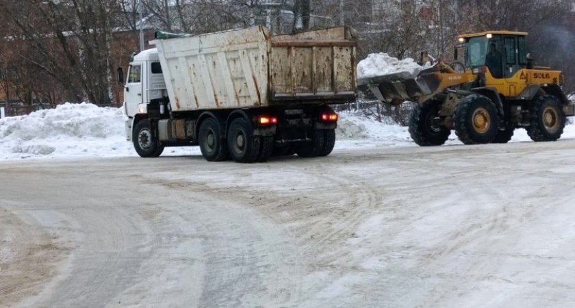 Дорожный комитет и ГЖИ проверили уборку снега в Кирово-Чепецке