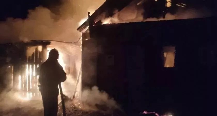 В Кирово-Чепецком районе загорелся дом: причиной пожара стал тостер 