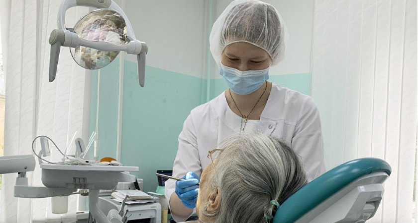 В Кирово-Чепецке выросло число сотрудников стоматологической помощи