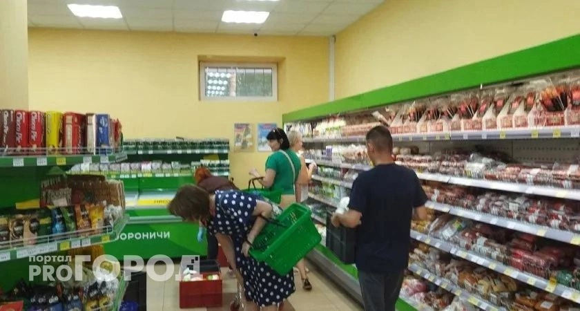 В магазинах Кировской области значительно подорожали фрукты, мясо и рыба