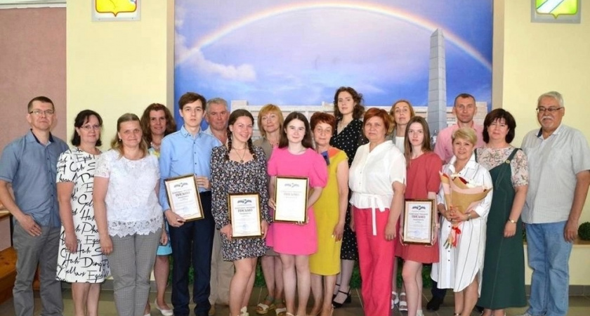 Глава города встретилась с чепецкими выпускниками, получившими на ЕГЭ 100 баллов