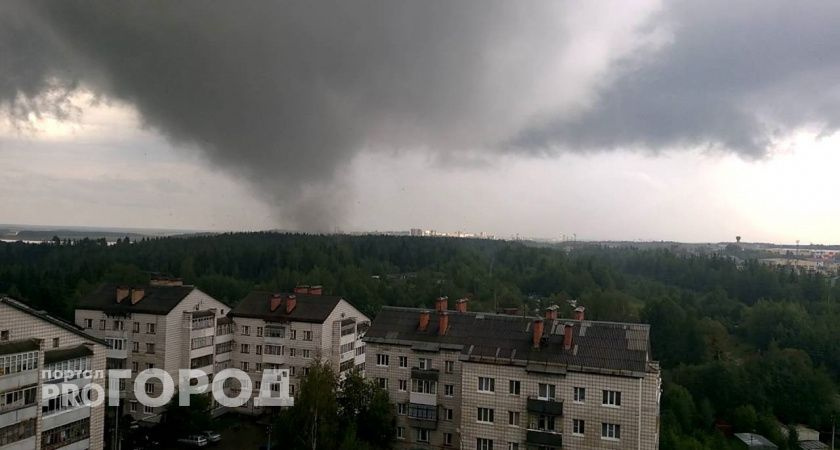 Синоптики бьют тревогу: на Кировскую область обрушатся смерч и крупный град 