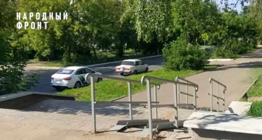 В Кирово-Чепецке по отремонтированному тротуару на улице Ленина не могут проехать инвалиды