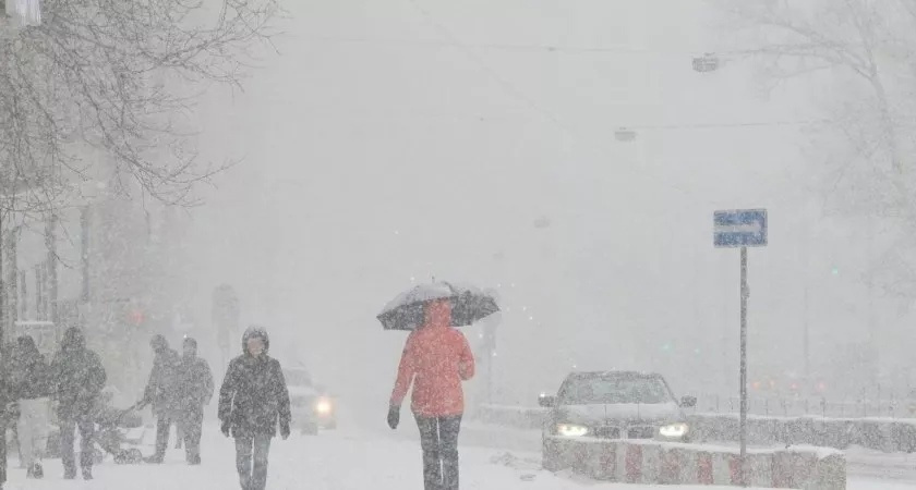Мощные снегопады и ледяные дожди: синоптики спрогнозировали капризную зиму в России