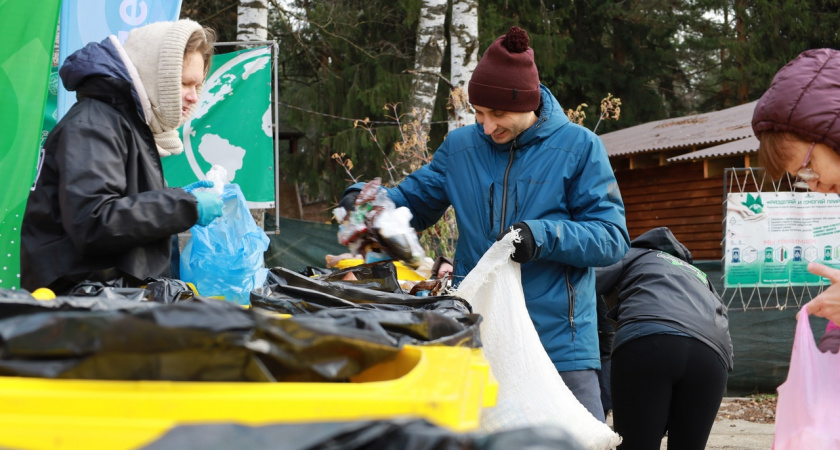 Жители Кирово-Чепецка на акции "Экомобиль" сдали более полутонны вторсырья