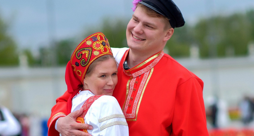 "Близкие узнали о событии за неделю":  чепецкая пара сыграла масштабную свадьбу в Москве