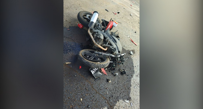 В Кирово-Чепецком районе мотоциклист попал под колеса легковушки