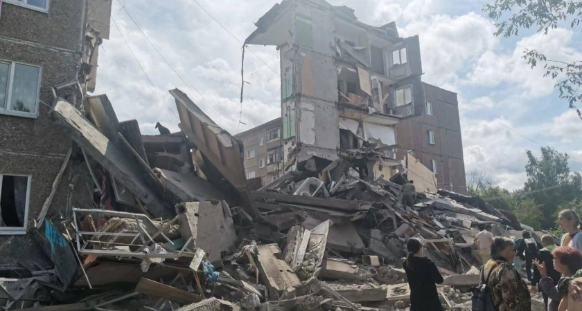В Нижнем Тагиле из-за взрыва газового баллона обрушился жилой дом