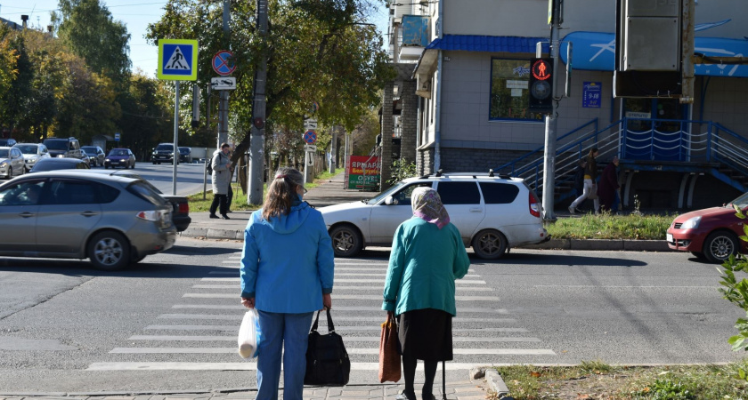 Люди не верят своему счастью: пенсионный возраст понизят до 55-60 лет