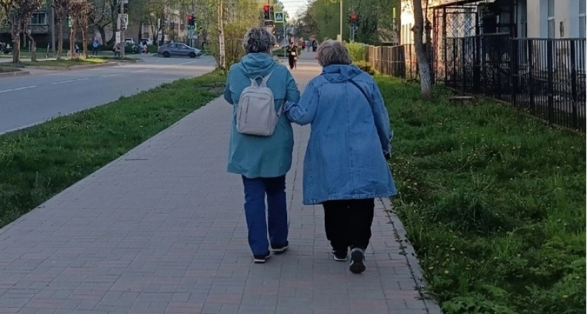 Льготникам из Кировской области предлагают денежную выплату вместо набора услуг