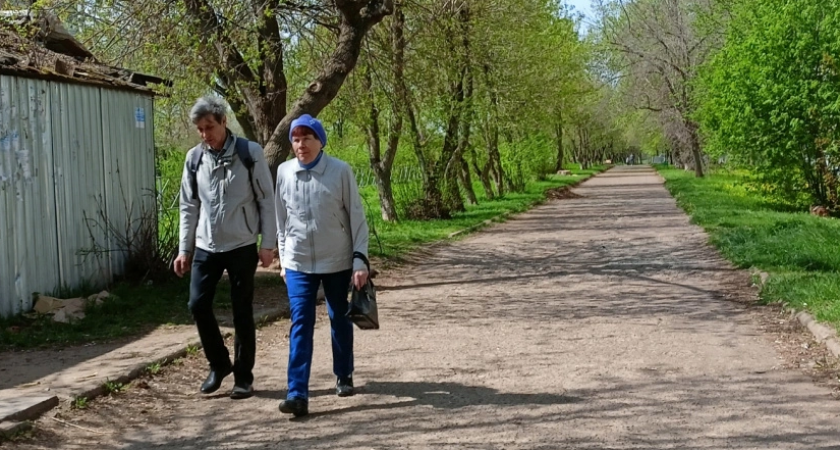 "Придется делиться": пенсионеров, которые живут в двухкомнатной квартире, ждет сюрприз