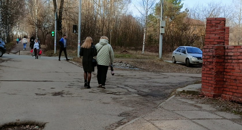 Жизнь россиян взбудоражит новая волна девальвации: все сбережения обесценятся в октябре, как в 90-х