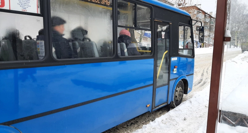 "В ПМК будем ездить на машинах администрации": чепчане жалуются на сокращение количества городских автобусов 