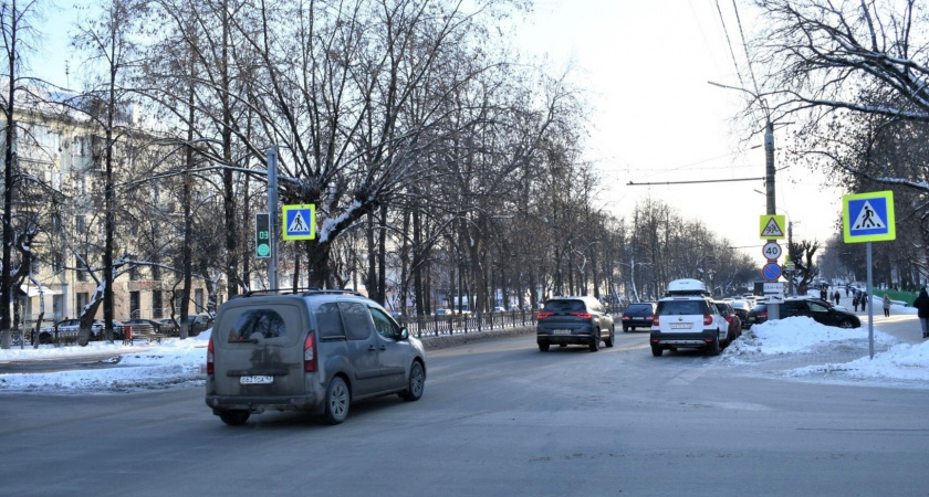 В Кировской области вступает в силу закон о льготе по транспортному налогу для участников спецоперации